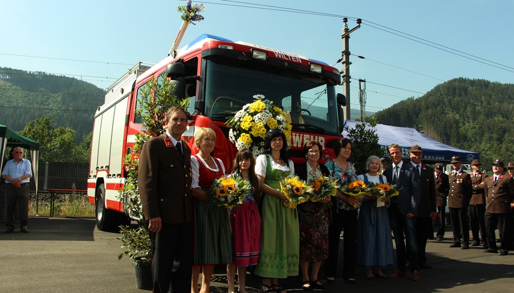 Am 05. Juli 2015 fand im Beisein von Vizebürgermeister Christoph Kaufmann die Segnung des neuen Tanklöschfahrzeuges der Freiwilligen Feuerwehr Wilten statt. Nach der Feldmesse wurde die neue Feuerwache ihrer Bestimmung übergeben.