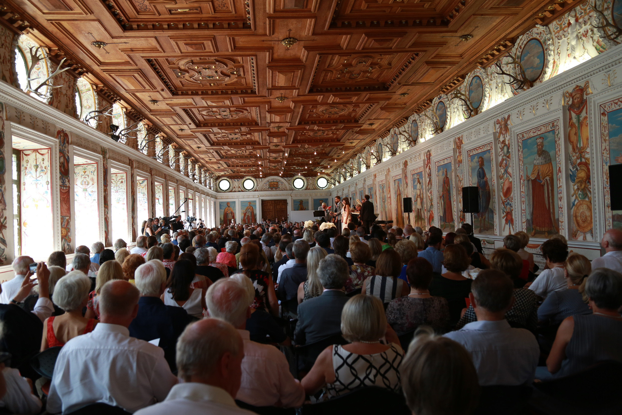 Der spanische Saal auf Schloss Ambras Innsbruck war gut gefüllt anlässlich der Eröffnungsfeier der 38. Festwochen der Alten Musik.
