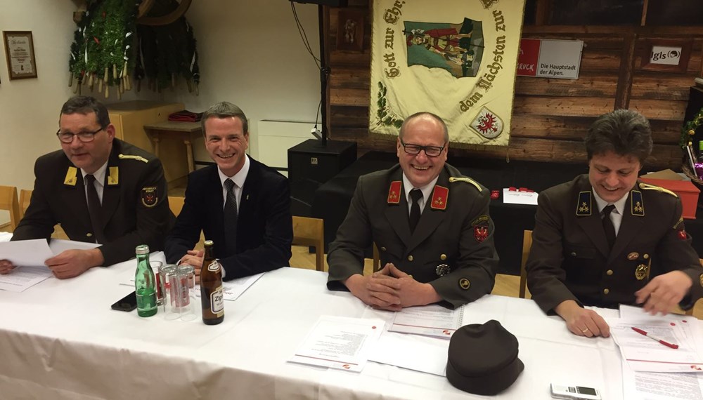 Feuerwehrreferent Vizebürgermeister Christoph Kaufmann besuchte die Jahreshauptversammlung der Freiwilligen Feuerwehr Igls.