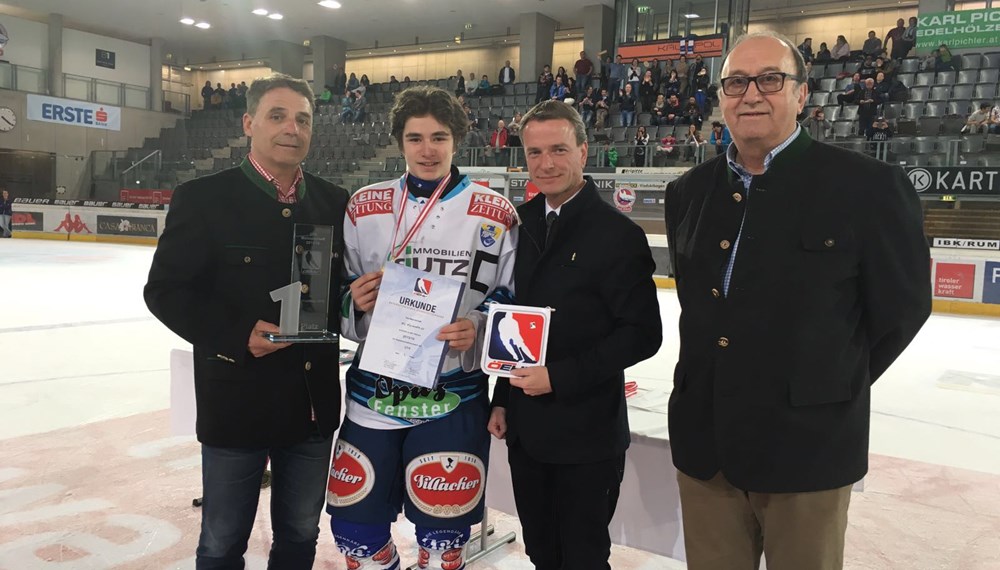 Sportreferent Vizebürgermeister Christoph Kaufmann führte gemeinsam mit dem Präsidenten des Tiroler Eishockeyverbandes Peter Schramm und HCI Vorstandsmitglied Kurt Mitterer die Siegerehrung beim U14 Finalturnier in der Tiroler Wasserkraft Arena durch. Turniersieger wurde der VSV (Villach) vor dem KAC (Klagenfurt).