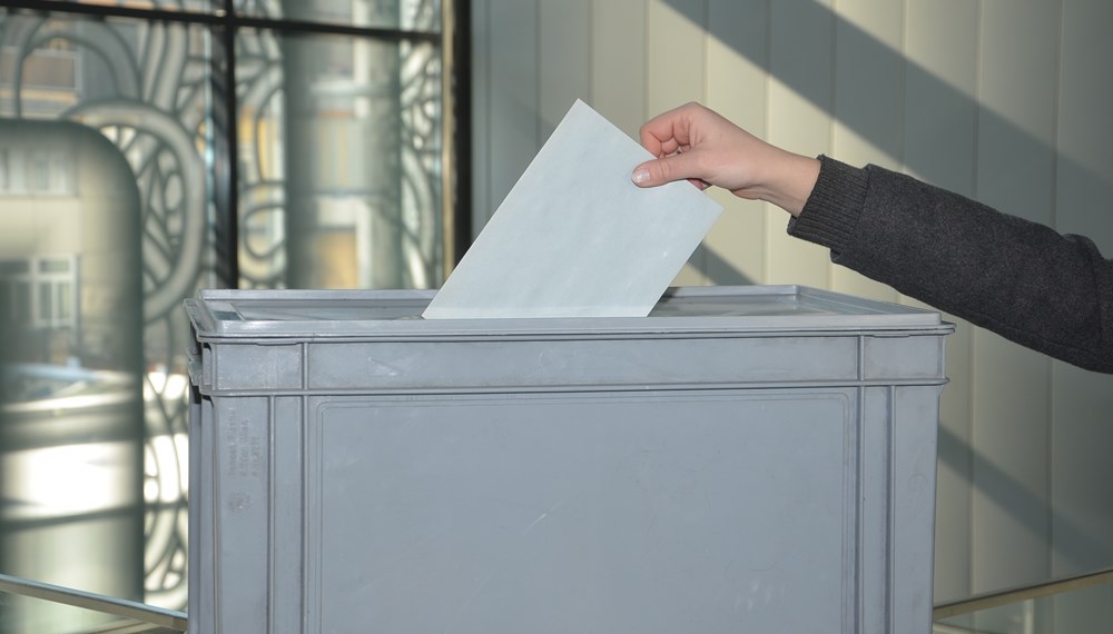 Insgesamt sind bei den kommenden Wahlen 100.564 Personen, davon 20.788 EU-Bürgerinnen und EU-Bürger, wahlberechtigt.