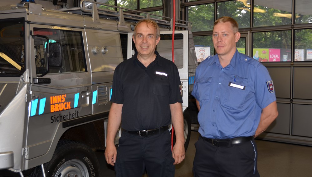 ORF Radio Tirol Sommerfrische zu Gast bei der Berufsfeuerwehr Innsbruck: Groß und Klein hatten sichtlich Spaß beim "Blaulichttag"