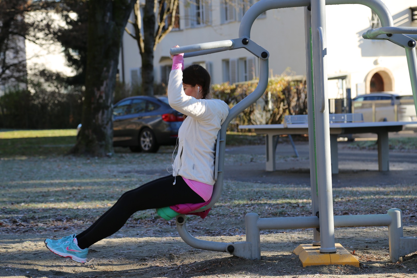 Das Angebot der Fitnessmeile im Huttererpark wird von den SportlerInnen bestens angenommen, sodass zu jeder Tages- und Nachtzeit und sämtlichen Witterungsverhältnissen trainiert wird.