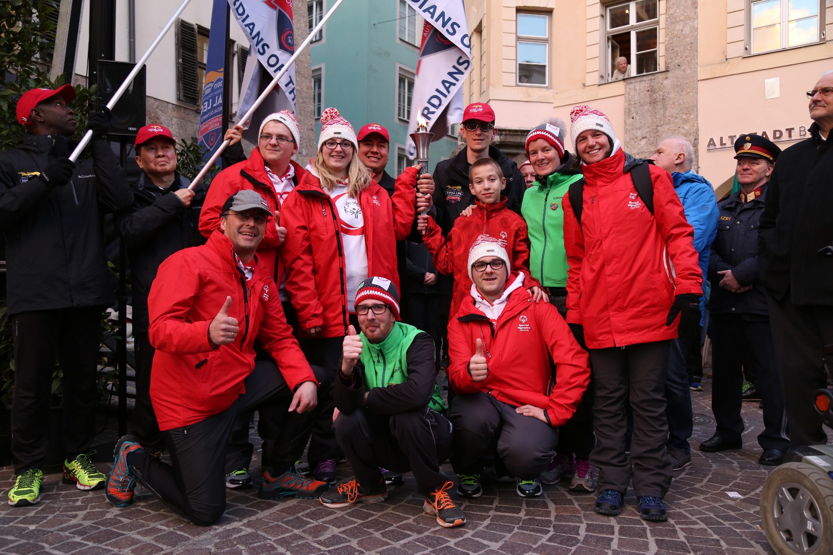 "Flamme der Hoffnung": Impressionen des Fackellaufs in Innsbruck zu den Special Olympics World Winter Games 2017