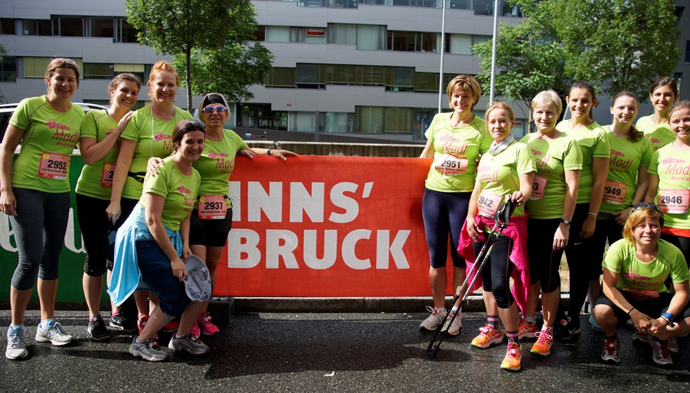 Vom Stadtmagistrat Innsbruck nahmen 22 motivierte Läuferinnen, Nordic Walkerinnen, Walkerinnen am 01. Juli am Frauenlauf in Innsbruck teil. Mit dabei war auch Bürgermeisterin Christine Oppitz-Plörer. Die fünf Kilometer lange Lauf- und Nordic Walkingstrecke führte vorbei an Triumphpforte und Annasäule quer durch die Tiroler Landeshauptstadt.