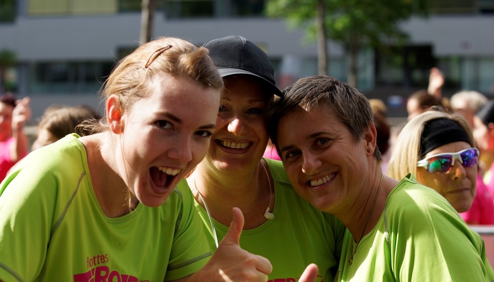 Vom Stadtmagistrat Innsbruck nahmen 22 motivierte Läuferinnen, Nordic Walkerinnen, Walkerinnen am 01. Juli am Frauenlauf in Innsbruck teil. Mit dabei war auch Bürgermeisterin Christine Oppitz-Plörer. Die fünf Kilometer lange Lauf- und Nordic Walkingstrecke führte vorbei an Triumphpforte und Annasäule quer durch die Tiroler Landeshauptstadt.