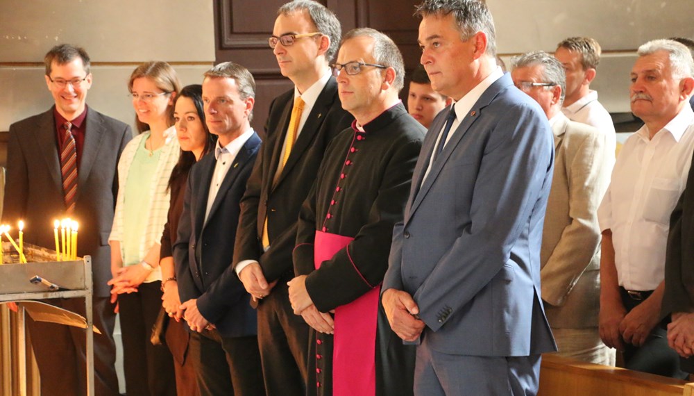 Die serbisch-orthoxe Kirchengemeinde in Innsbruck feierte ihr 25 jähriges Bestehen. Seine Exzellenz Bischof Andrej Cilerdzic zelebrierte die Messe. Gemeinsam mit Diözesanadministrator Jakob Bürgler und Superindent Oliver Dantine nahm Vizebürgermeister Christoph Kaufmann an dem Jubiläumsfest teil.