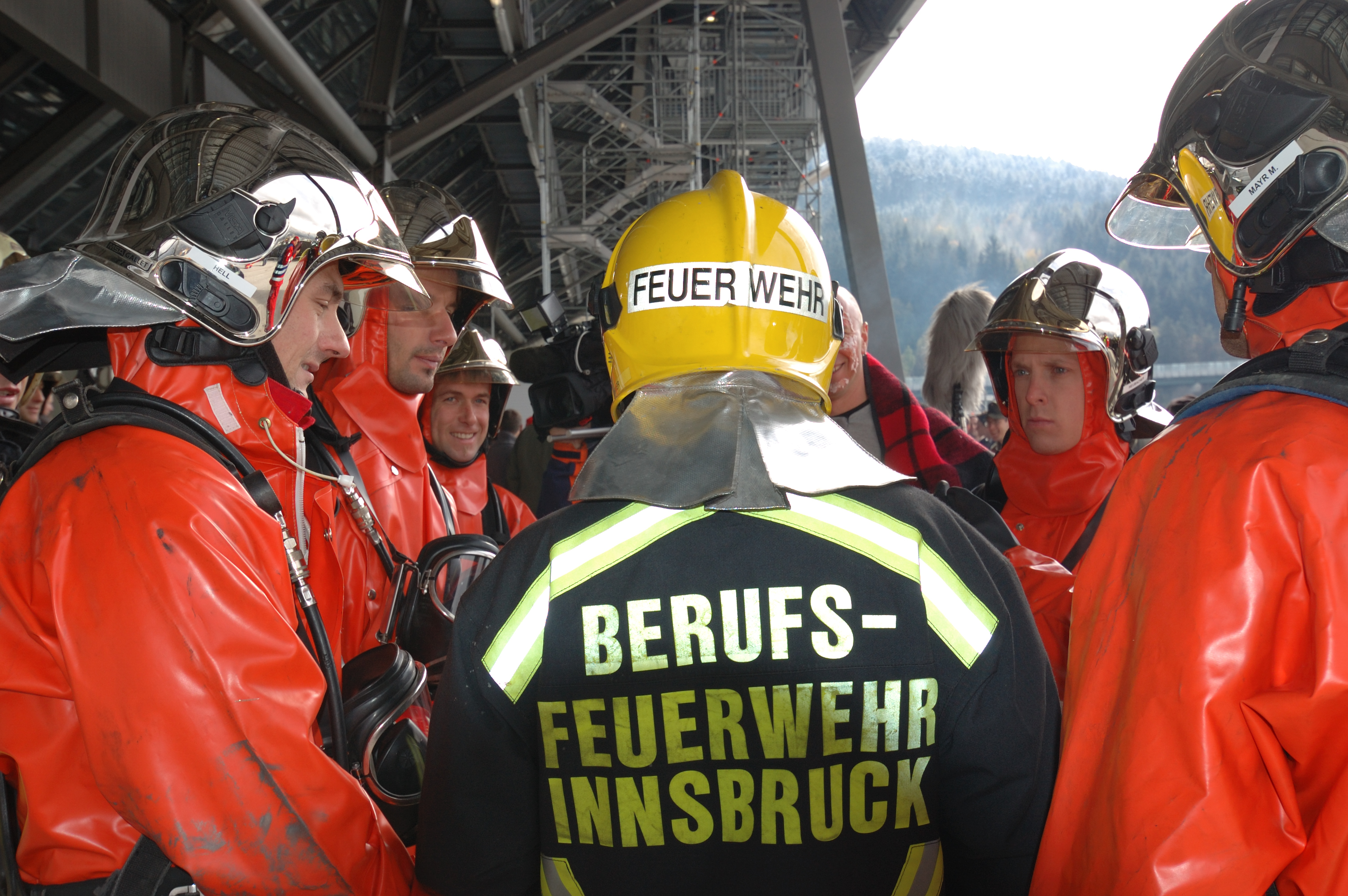 Um für die Sicherheit bei Großveranstaltungen sorgen zu können, sind Übungen, wie jene im Rahmen der Fußball-Europameisterschaft 2008, unerlässlich.